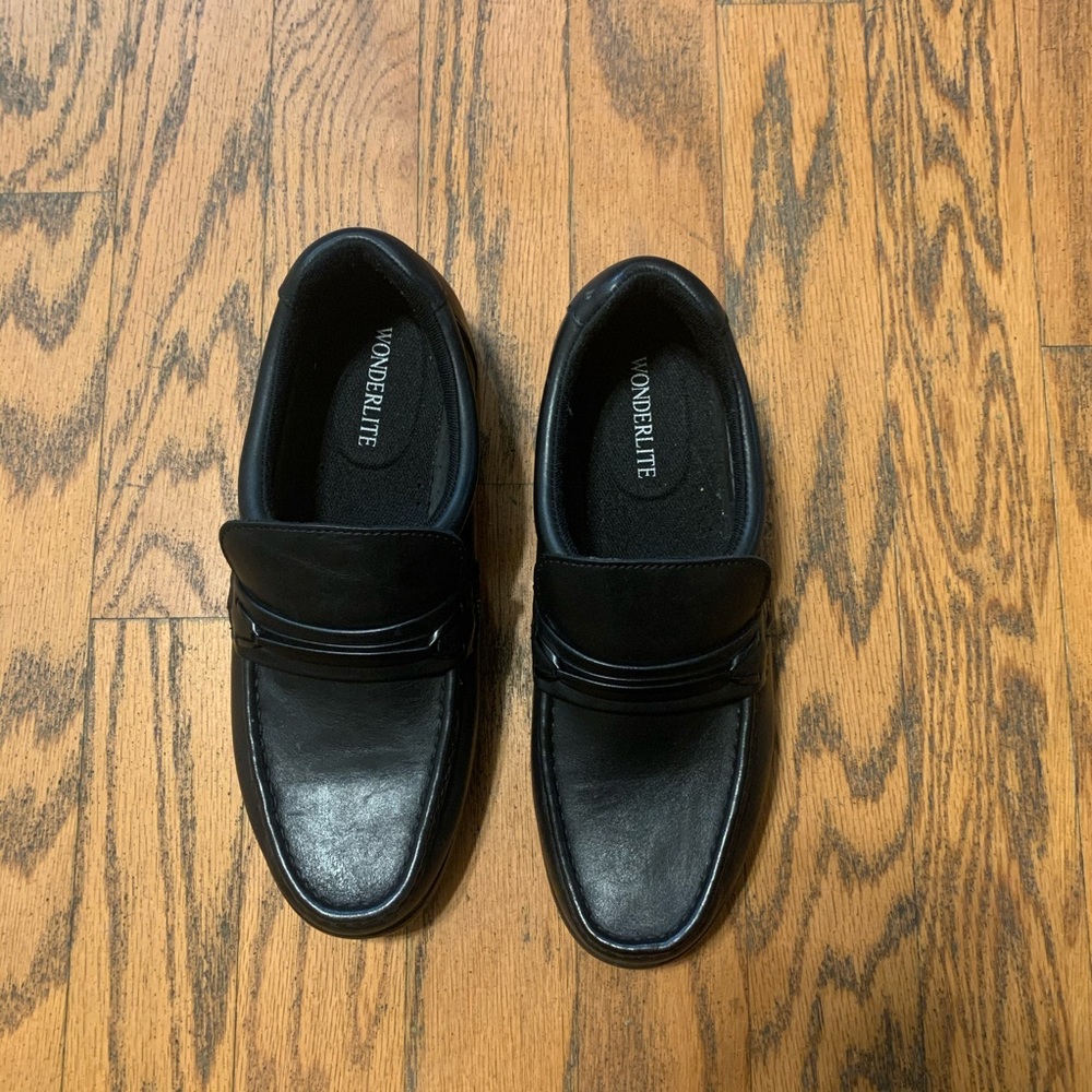 Wonderlite Walter black dress loafers
